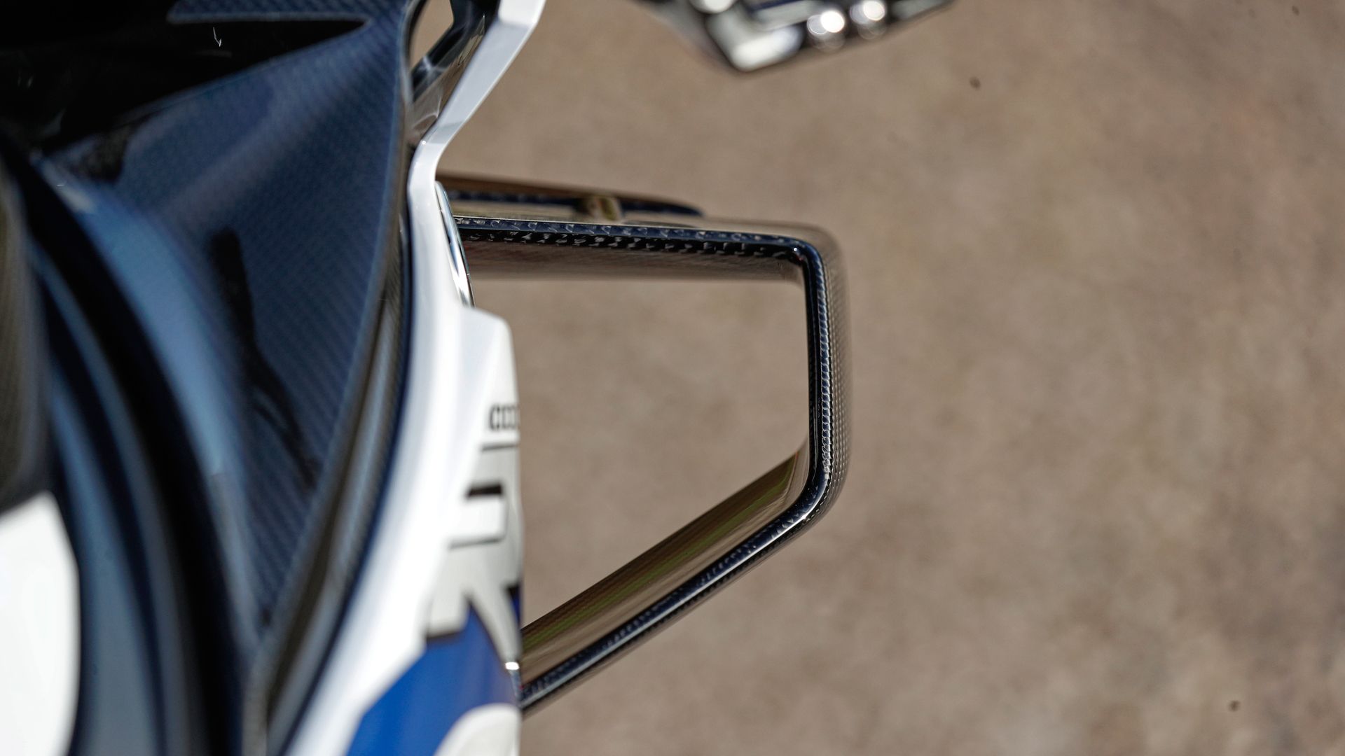 BMW M1000RR 2021 14