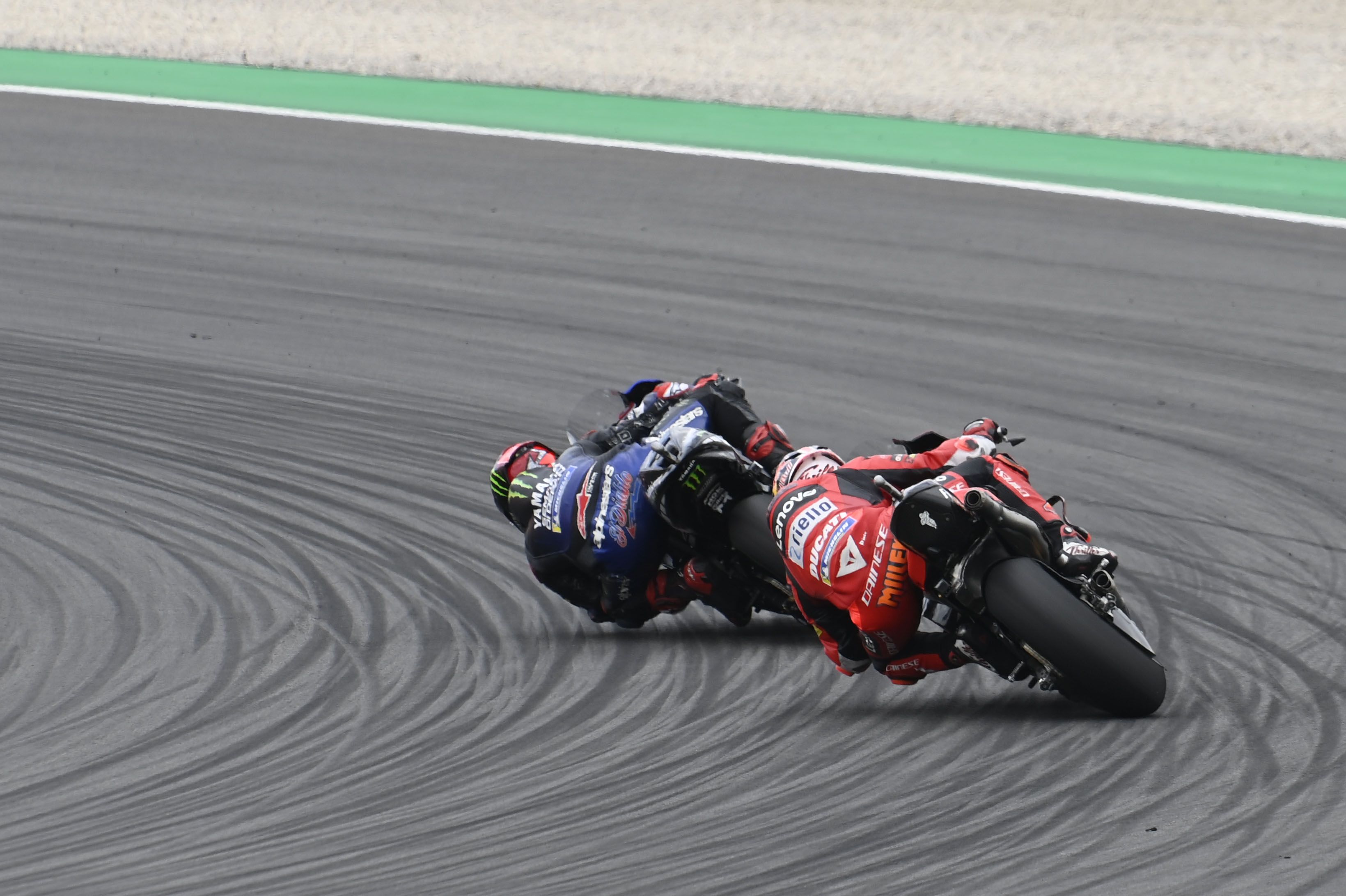 Jack Miller totalmente pegado a Fabio Quartararo