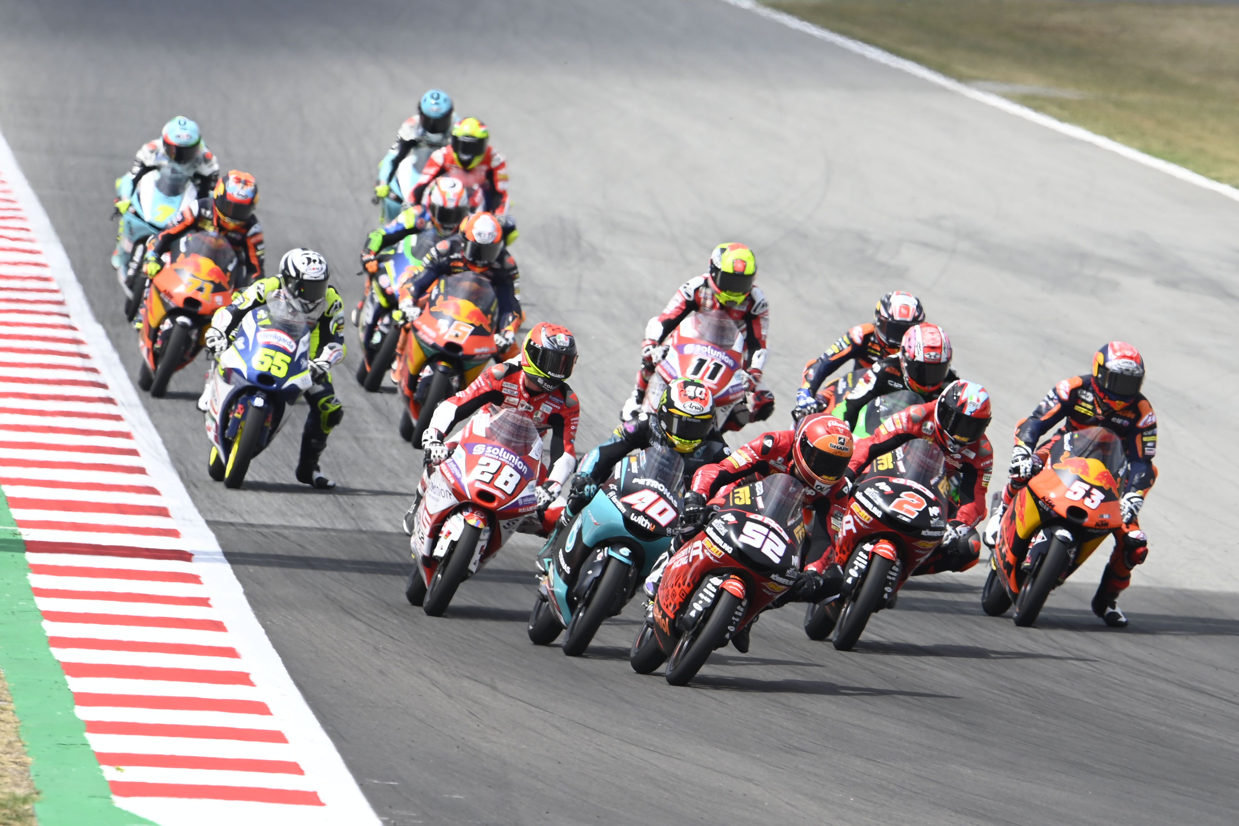 Jeremy Alcoba lidera la nube de pilotos de Moto3