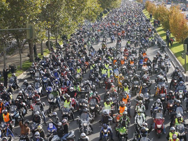 Cisma en el colectivo motociclista ante la manifestación del 13-J