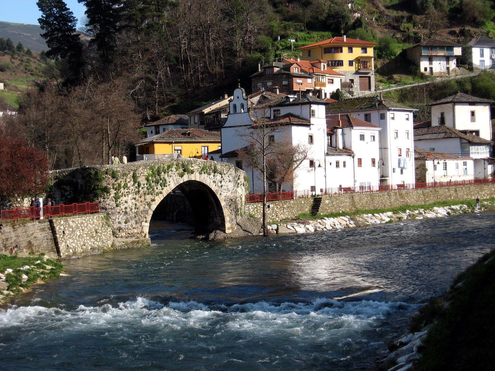 Asturias en moto: Cangas del Narcea.