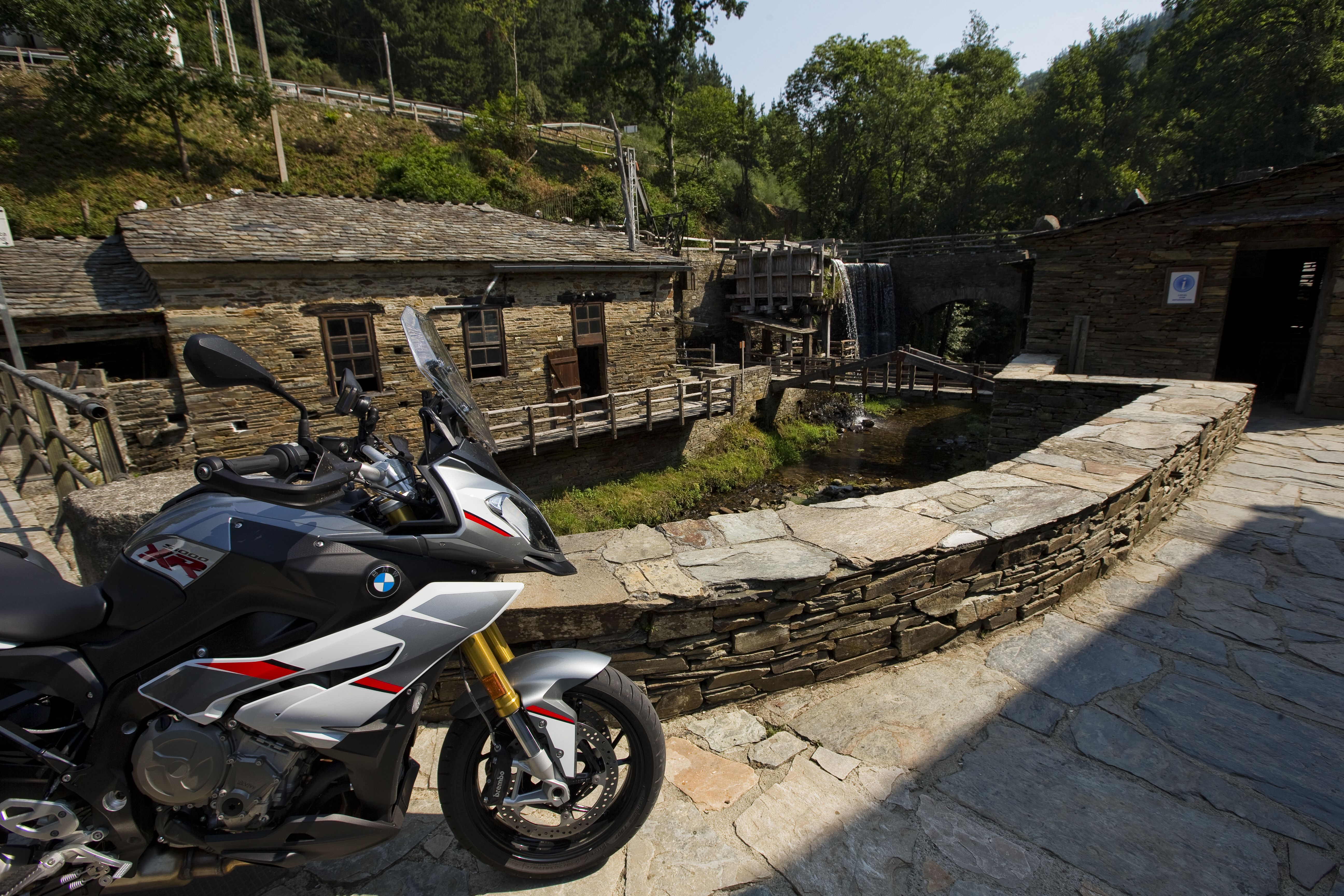 Asturias en moto.