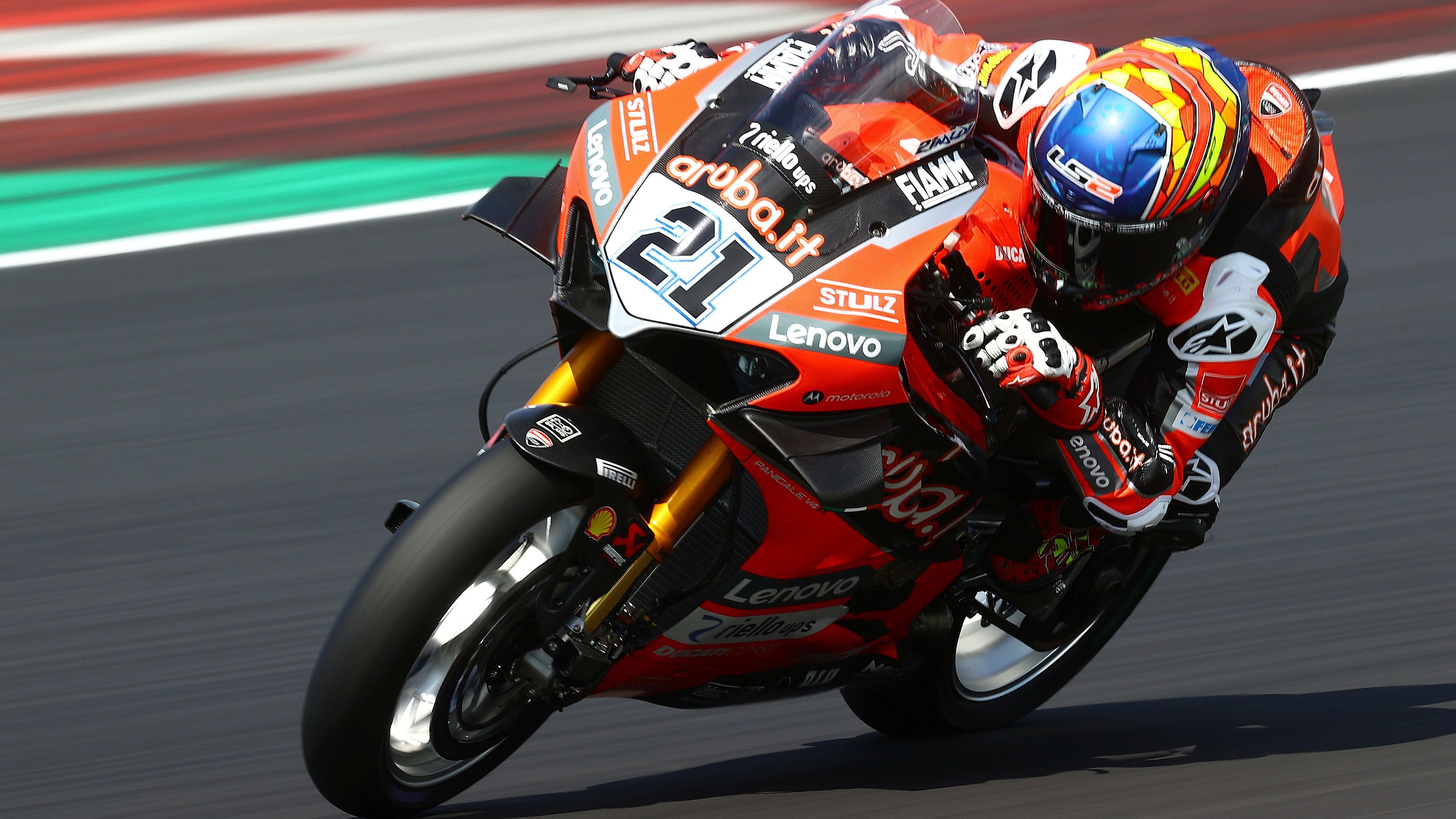 Victoria memorable de Michael Rinaldi con la Ducati Panigale en Misano