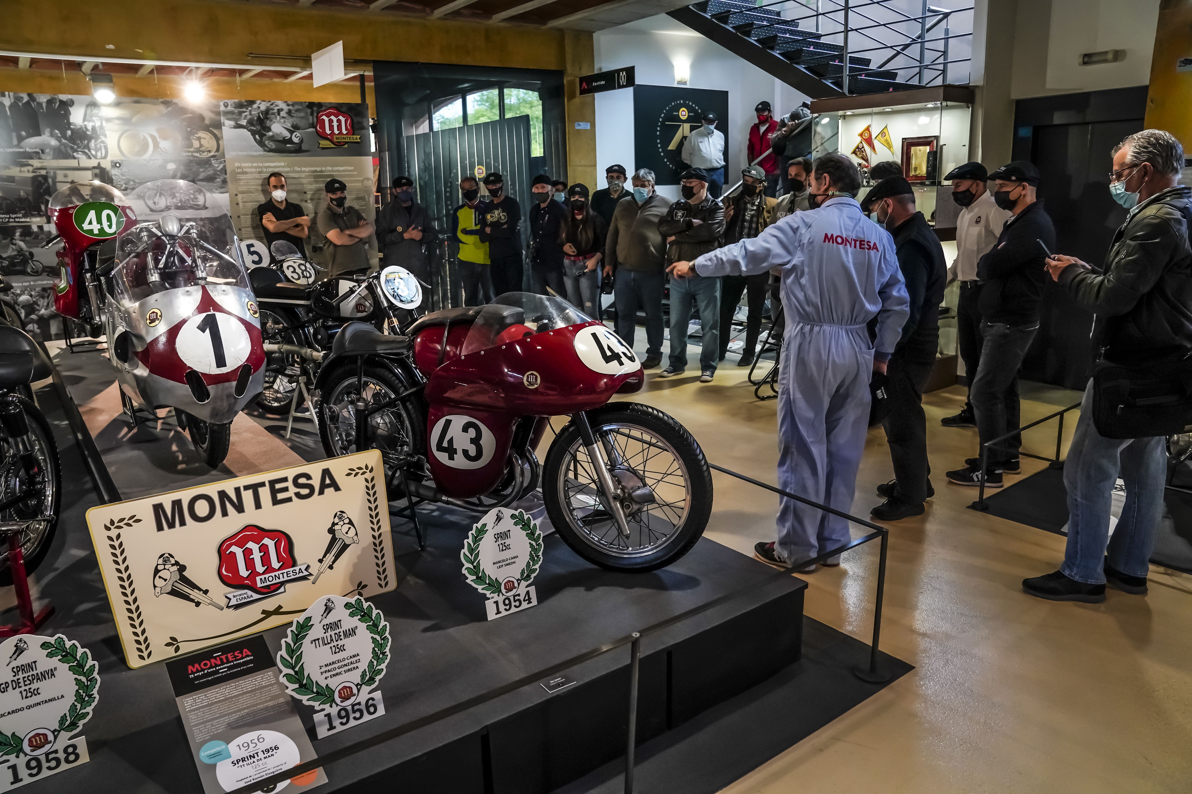 EXPOSICION MONTESA 75 ANIVERSARIO
