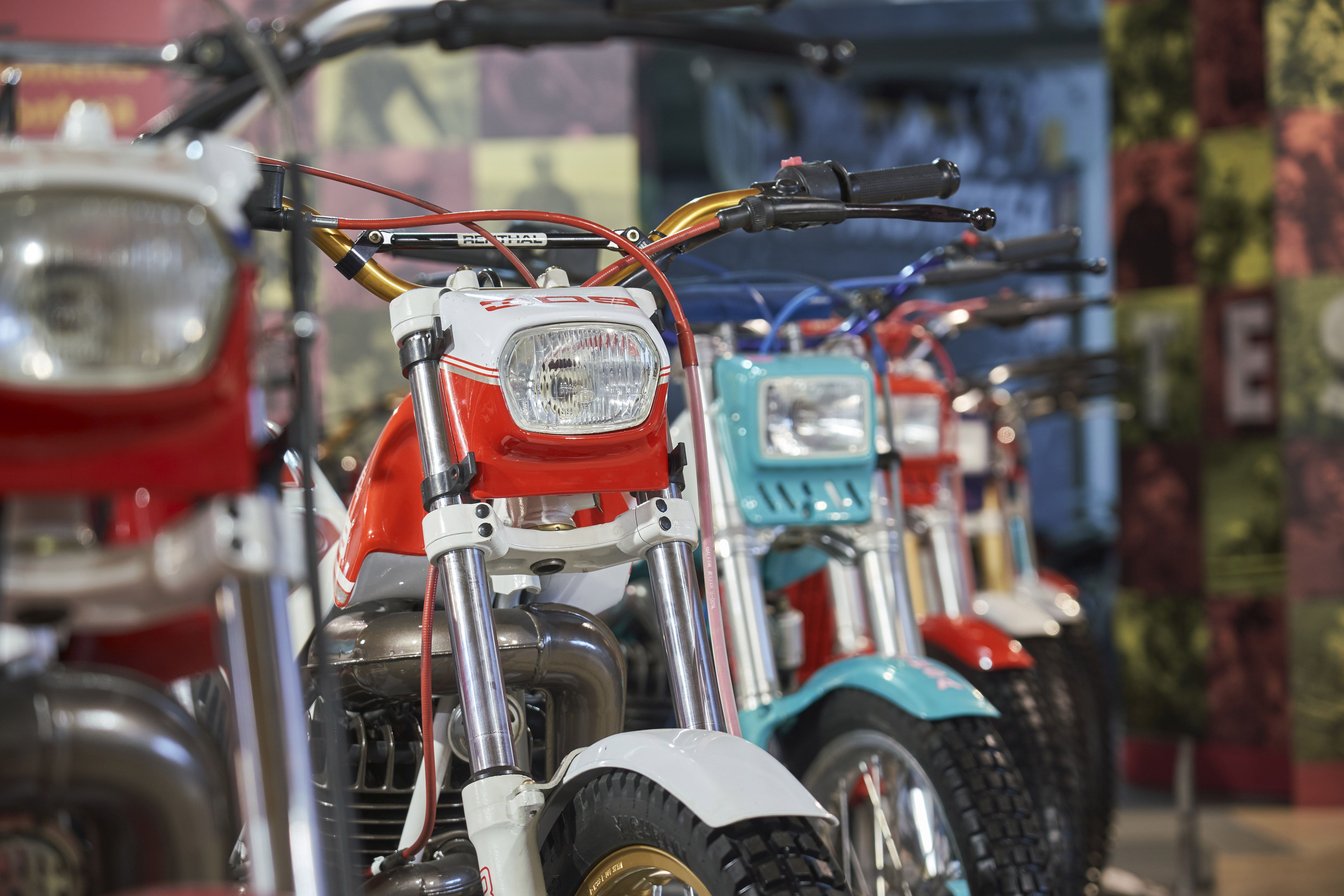 EXPOSICION MONTESA 75 ANIVERSARIO