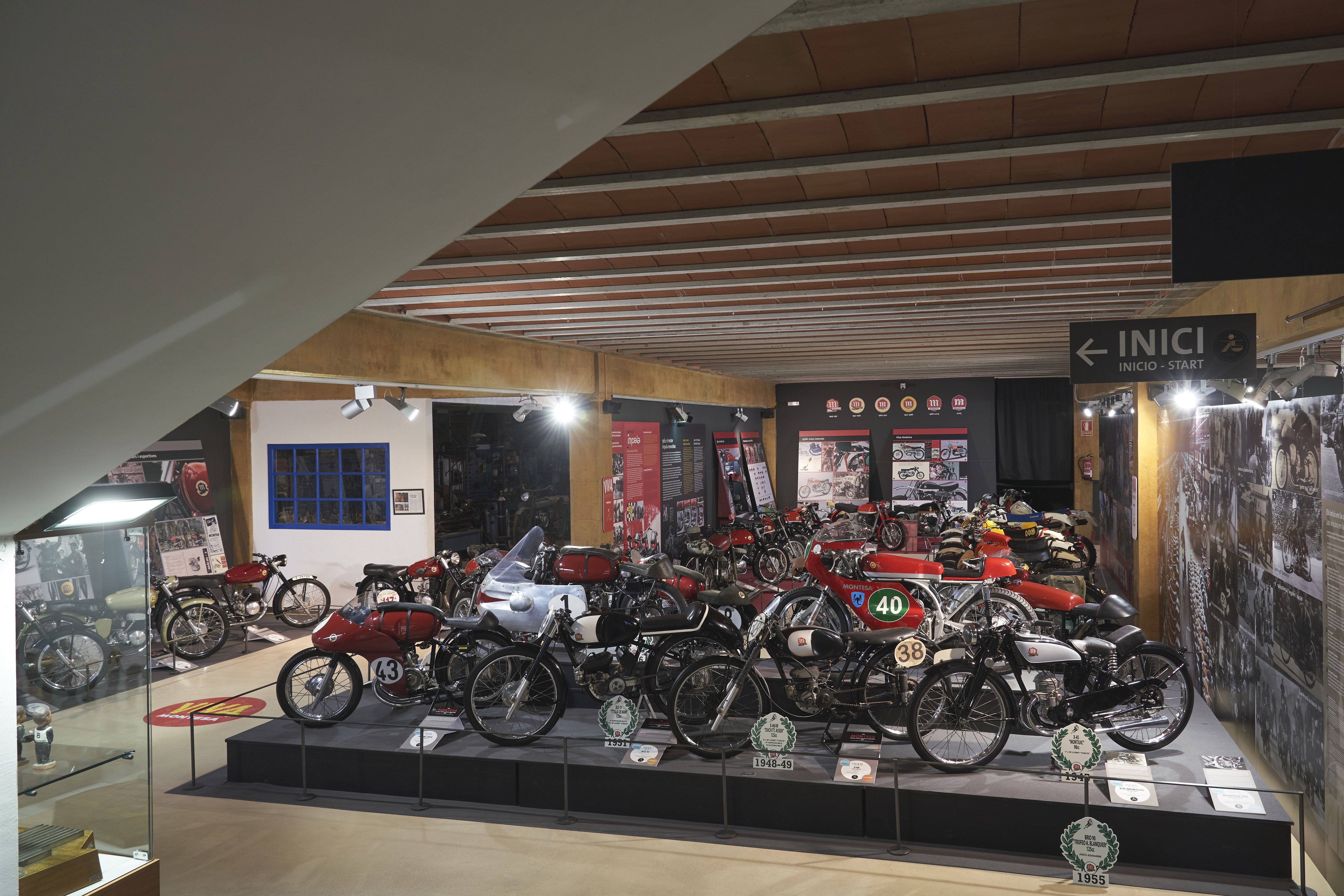 EXPOSICION MONTESA 75 ANIVERSARIO