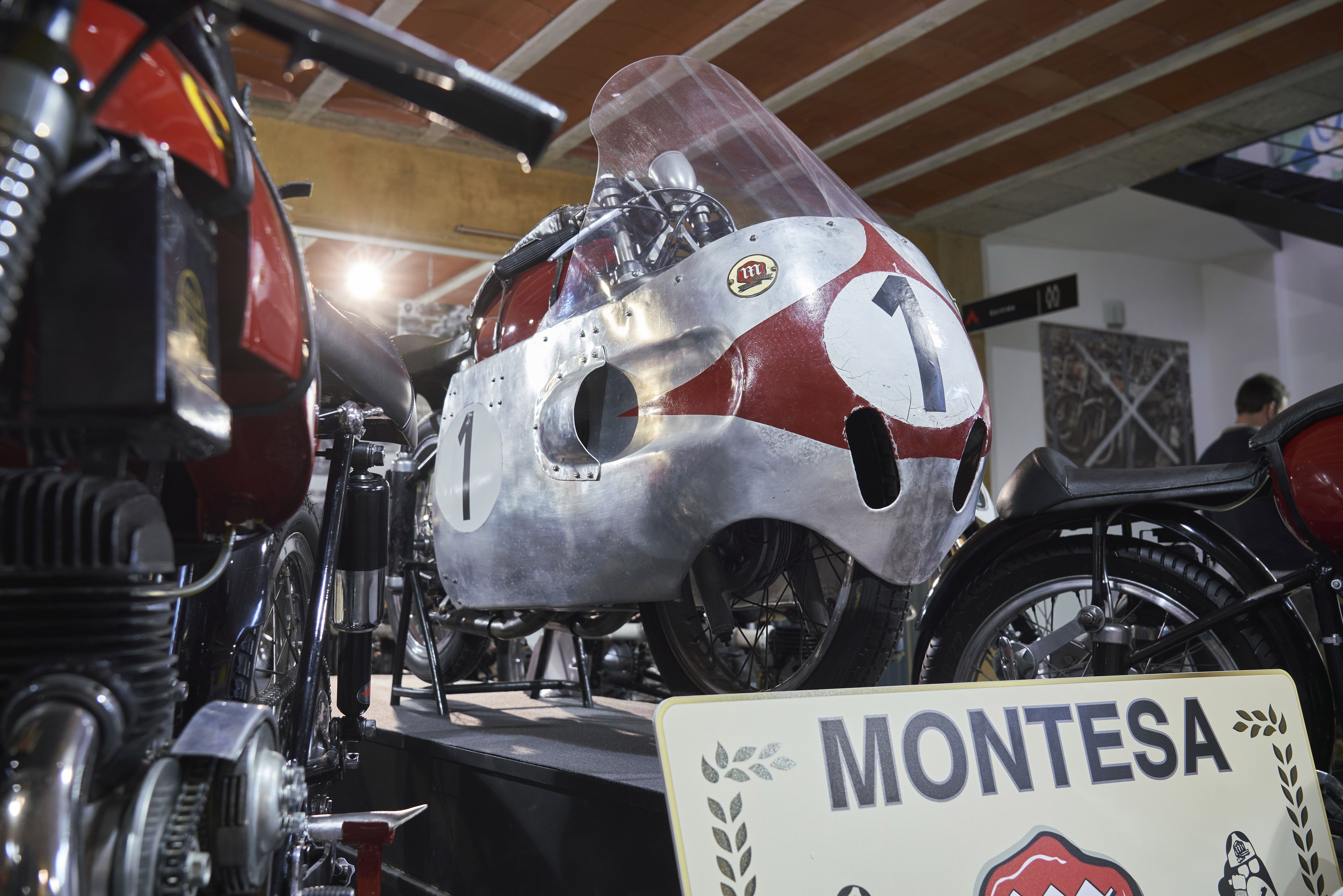 EXPOSICION MONTESA 75 ANIVERSARIO