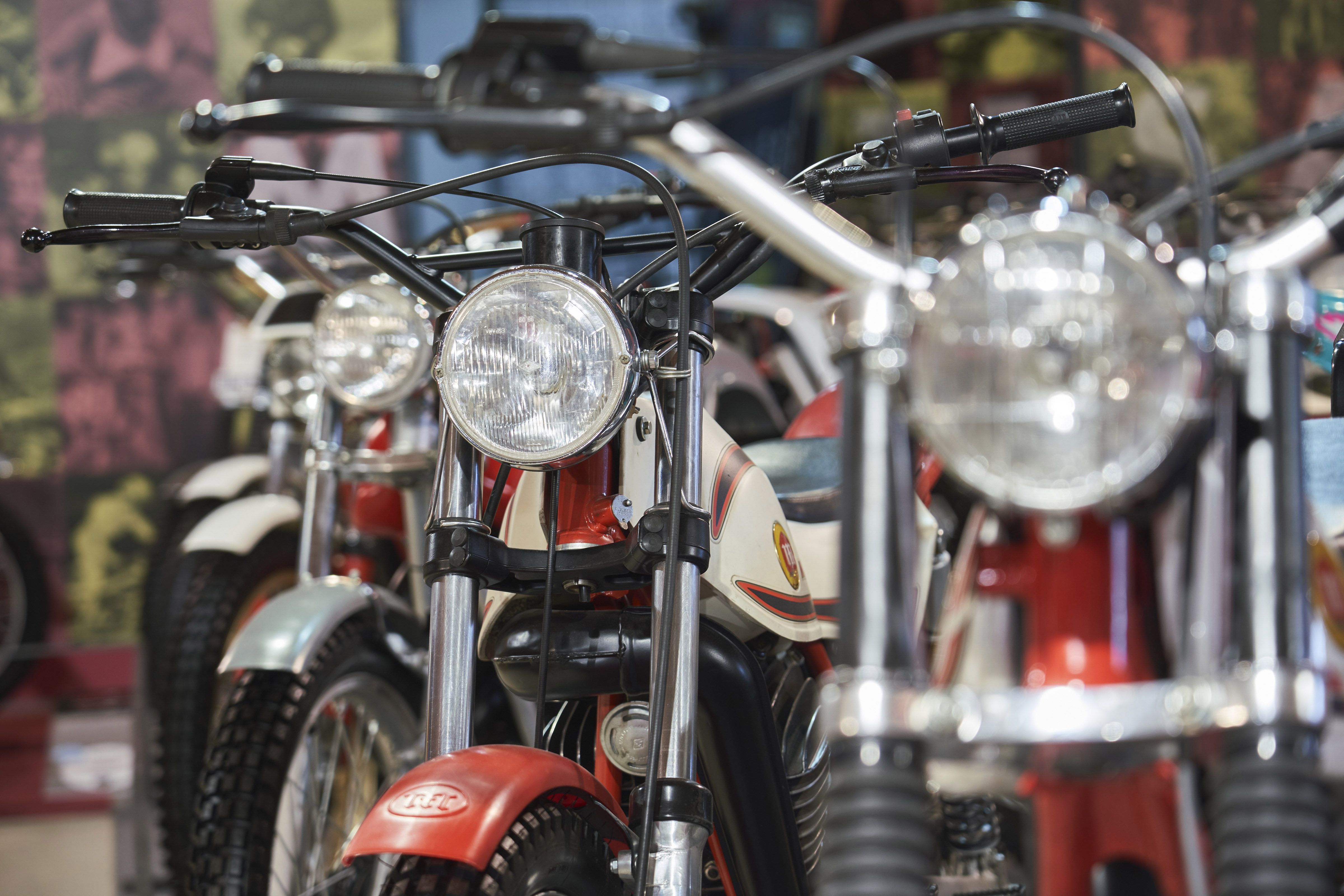 EXPOSICION MONTESA 75 ANIVERSARIO