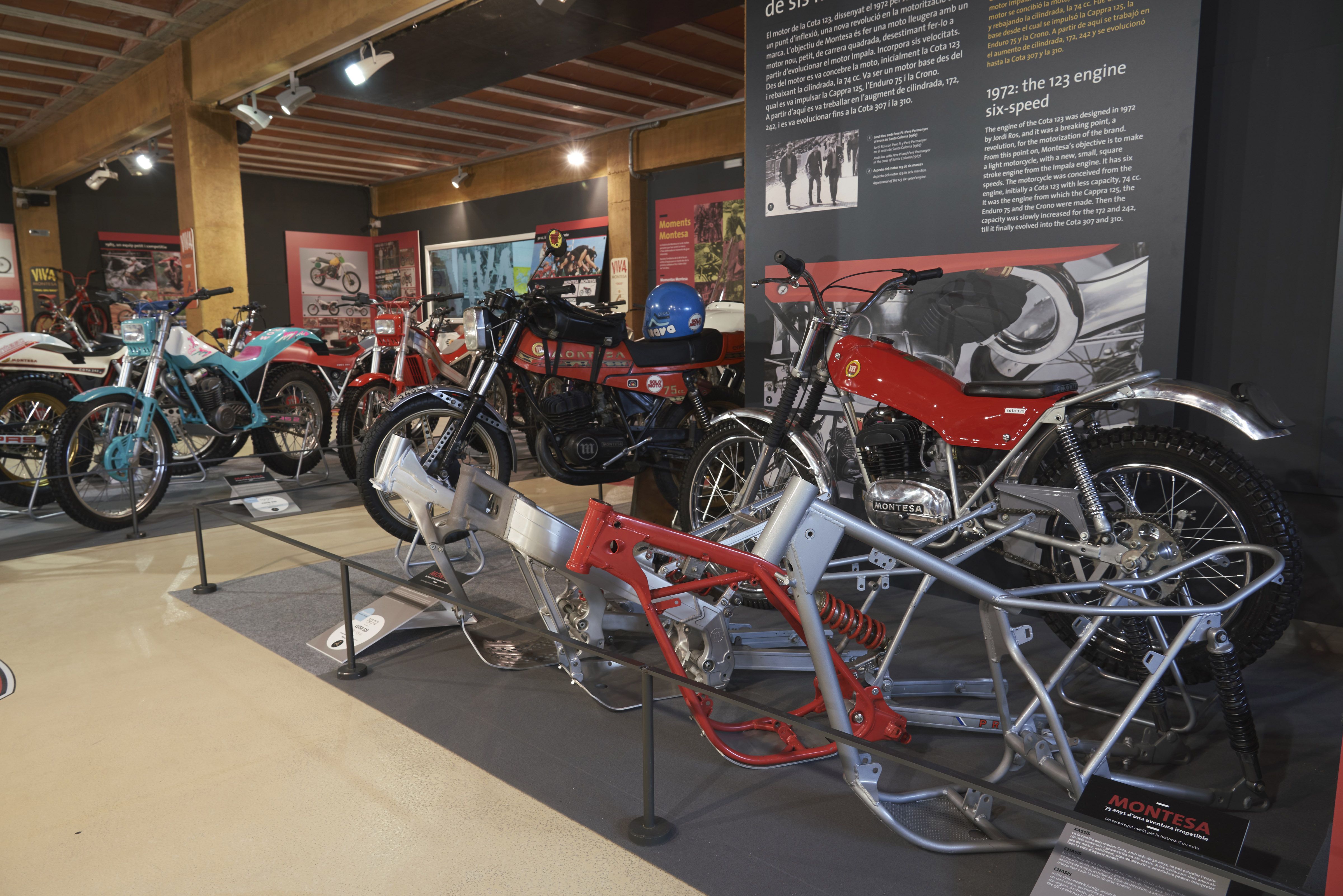 EXPOSICION MONTESA 75 ANIVERSARIO