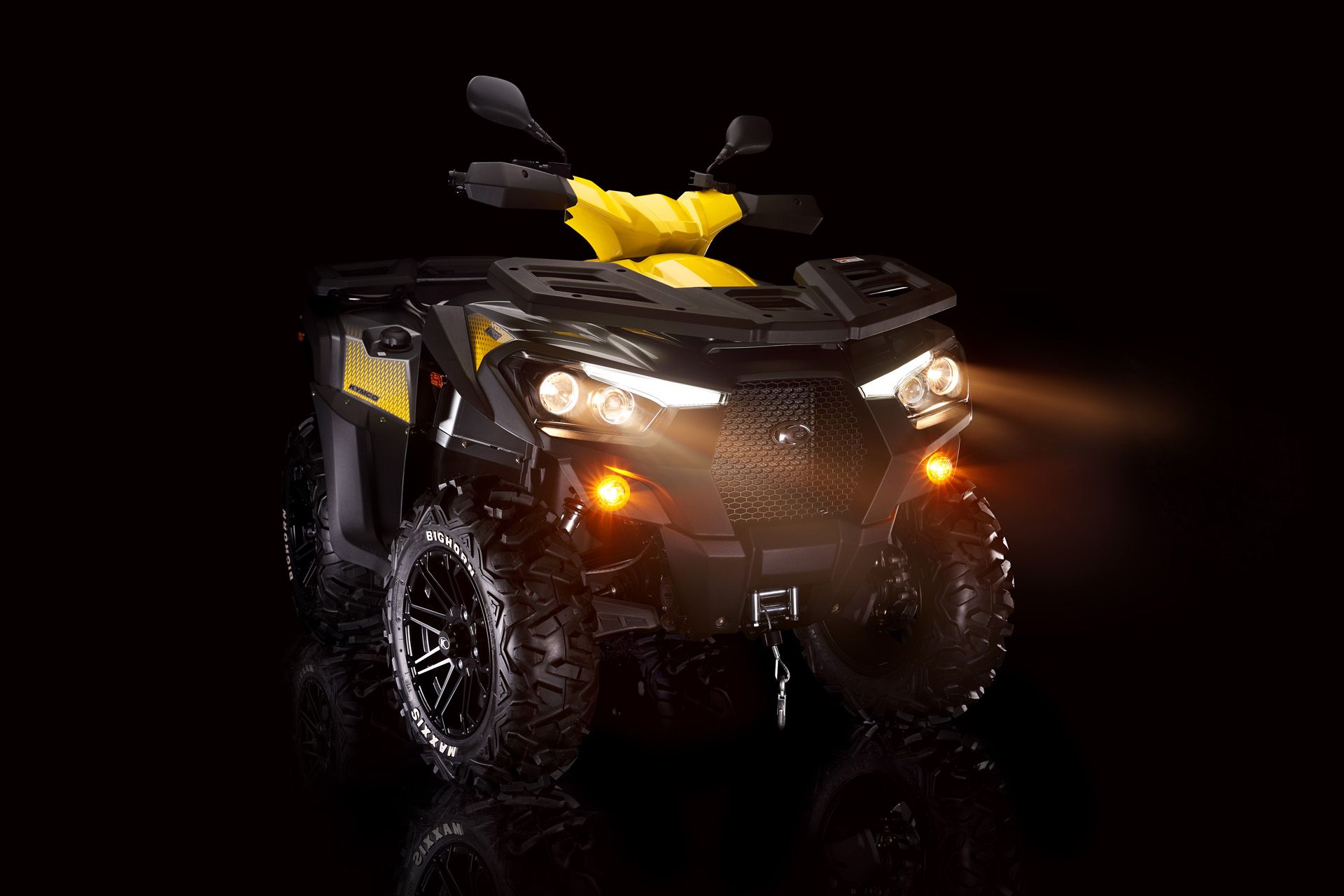 MXU700  General Negro Amarillo 4 
