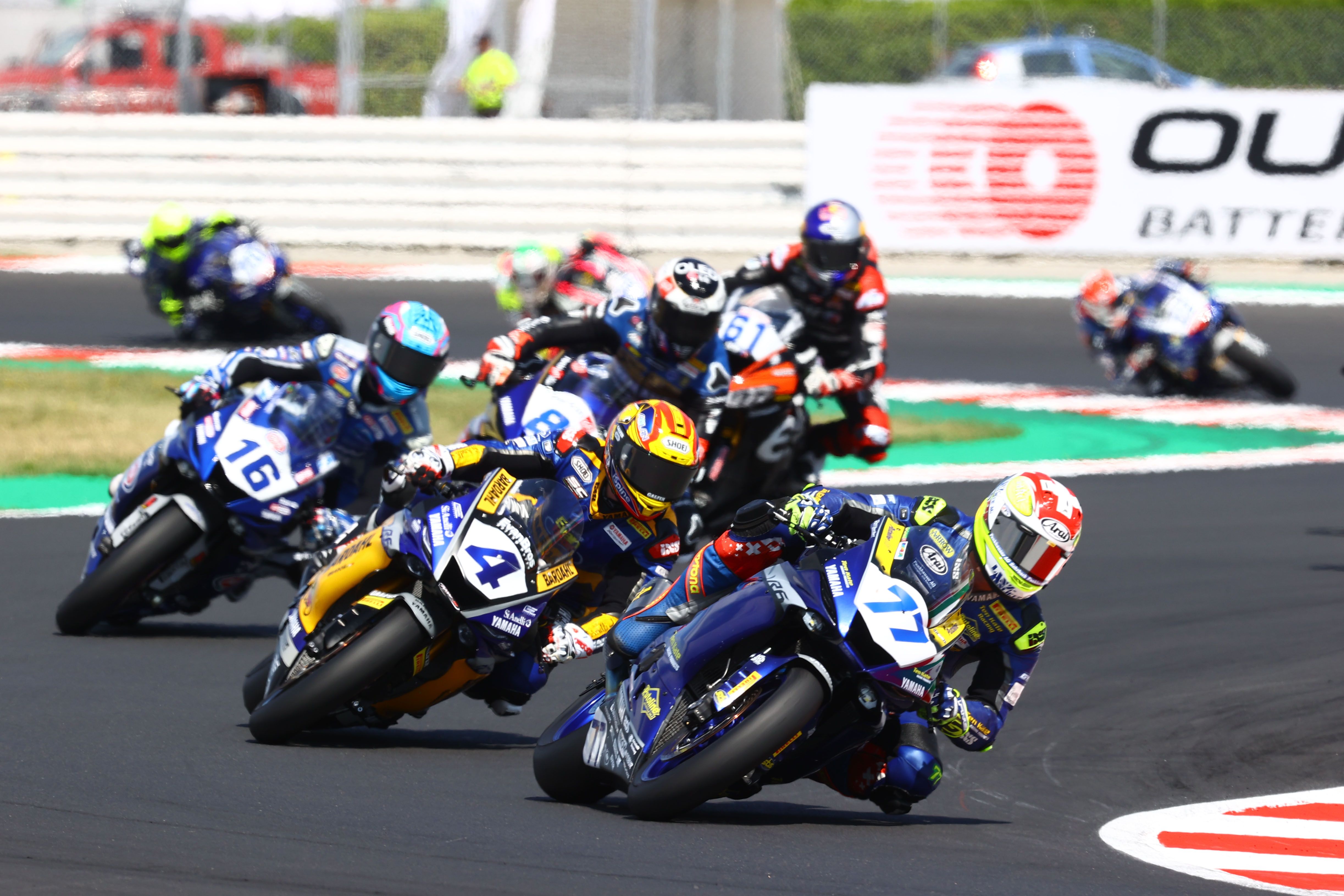 Dominique Aegerter lidera seguido por Steven Odendaal, Jules Cluzel y Manu González