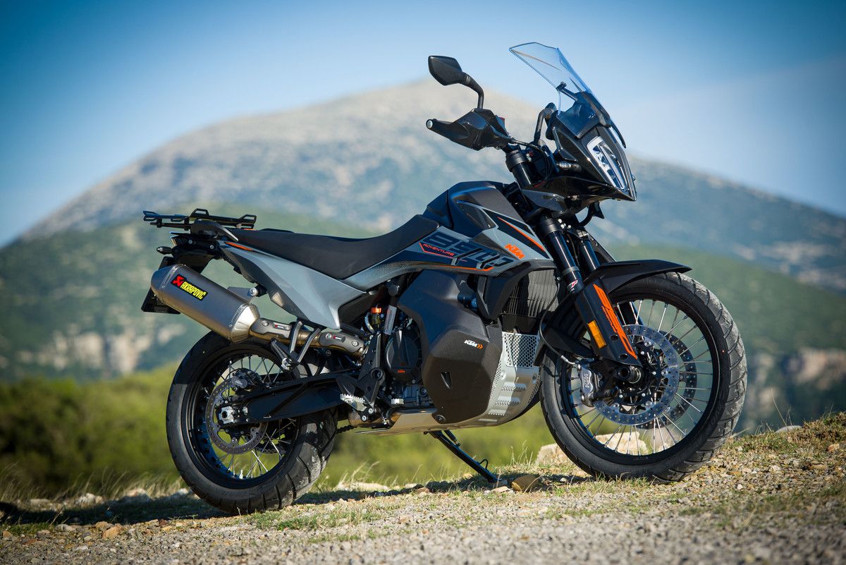 MY21 KTM 890 ADVENTURE  Static