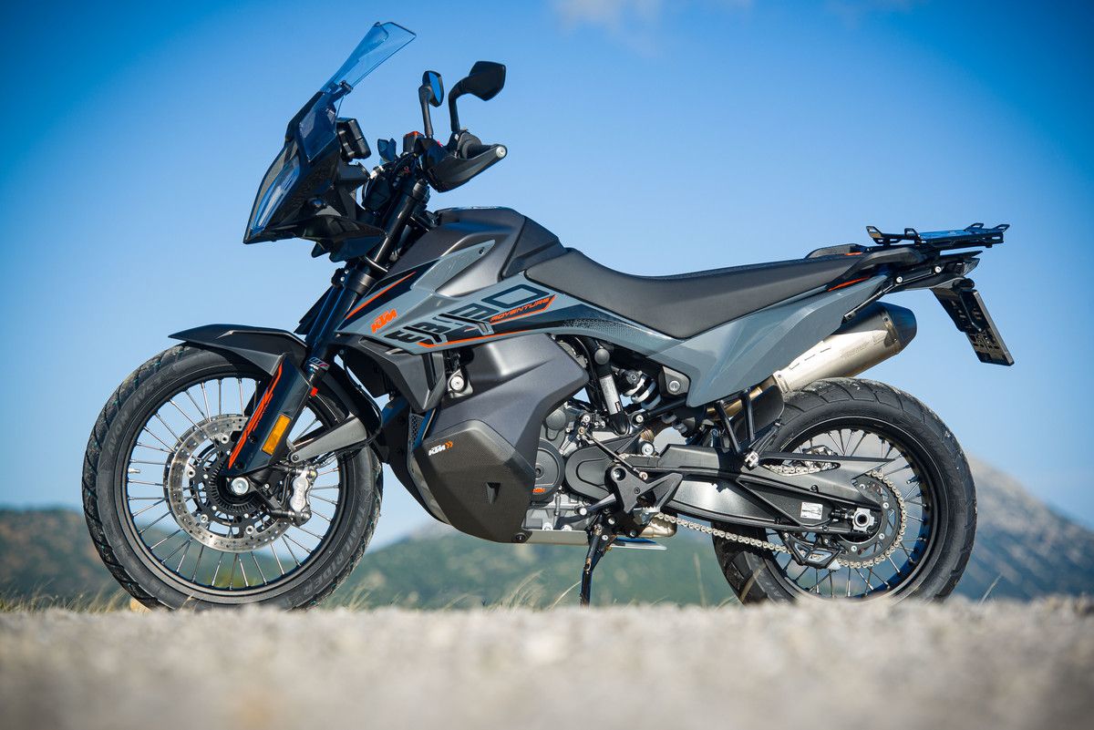 MY21 KTM 890 ADVENTURE  Static