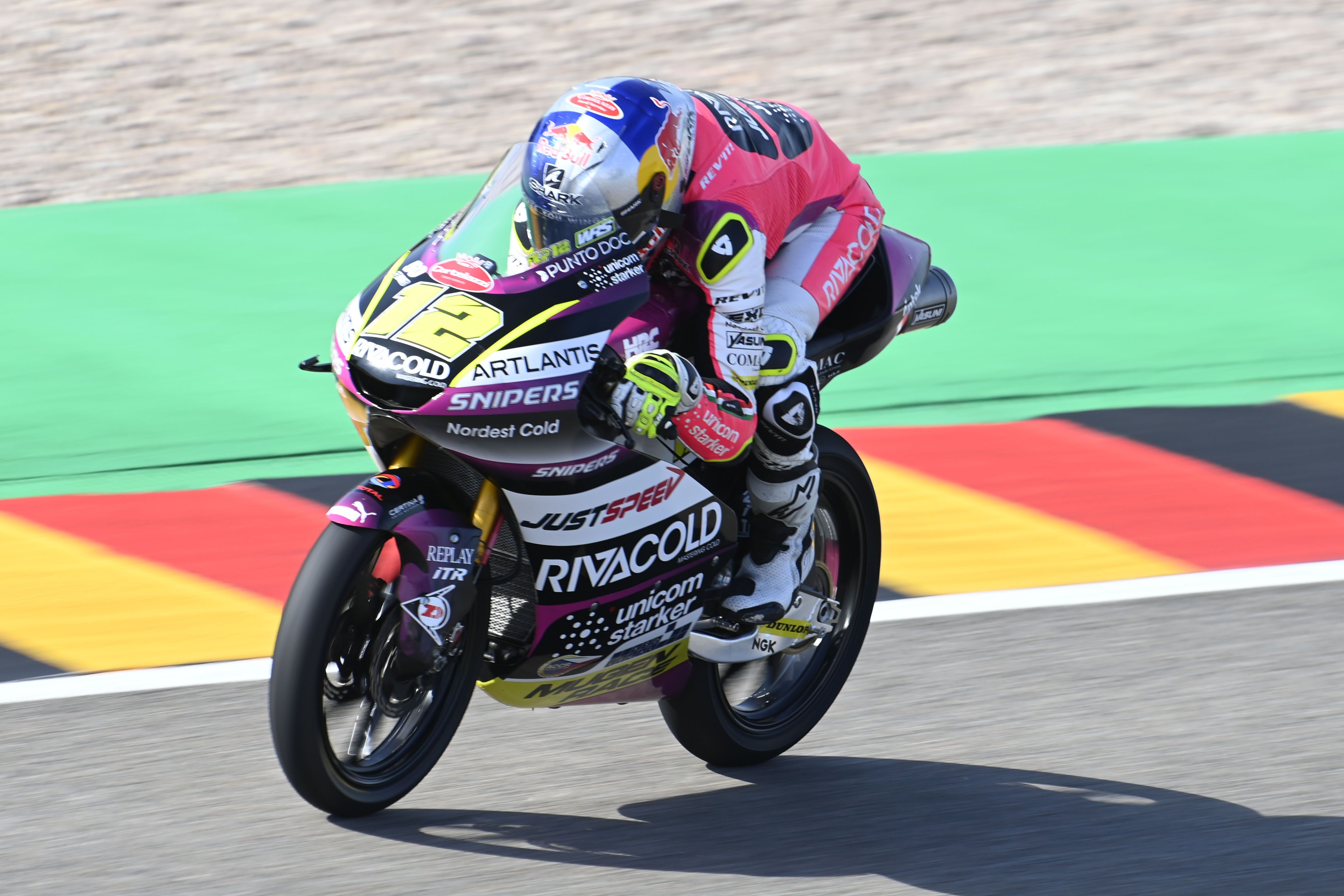 Filip Salac se estrena en la pole el día que a Dirección de Carrera no le tiembla el pulso
