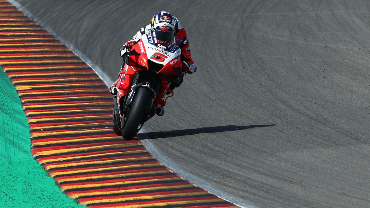 Pole y caída de Zarco que rompe la racha de Márquez en Sachsenring