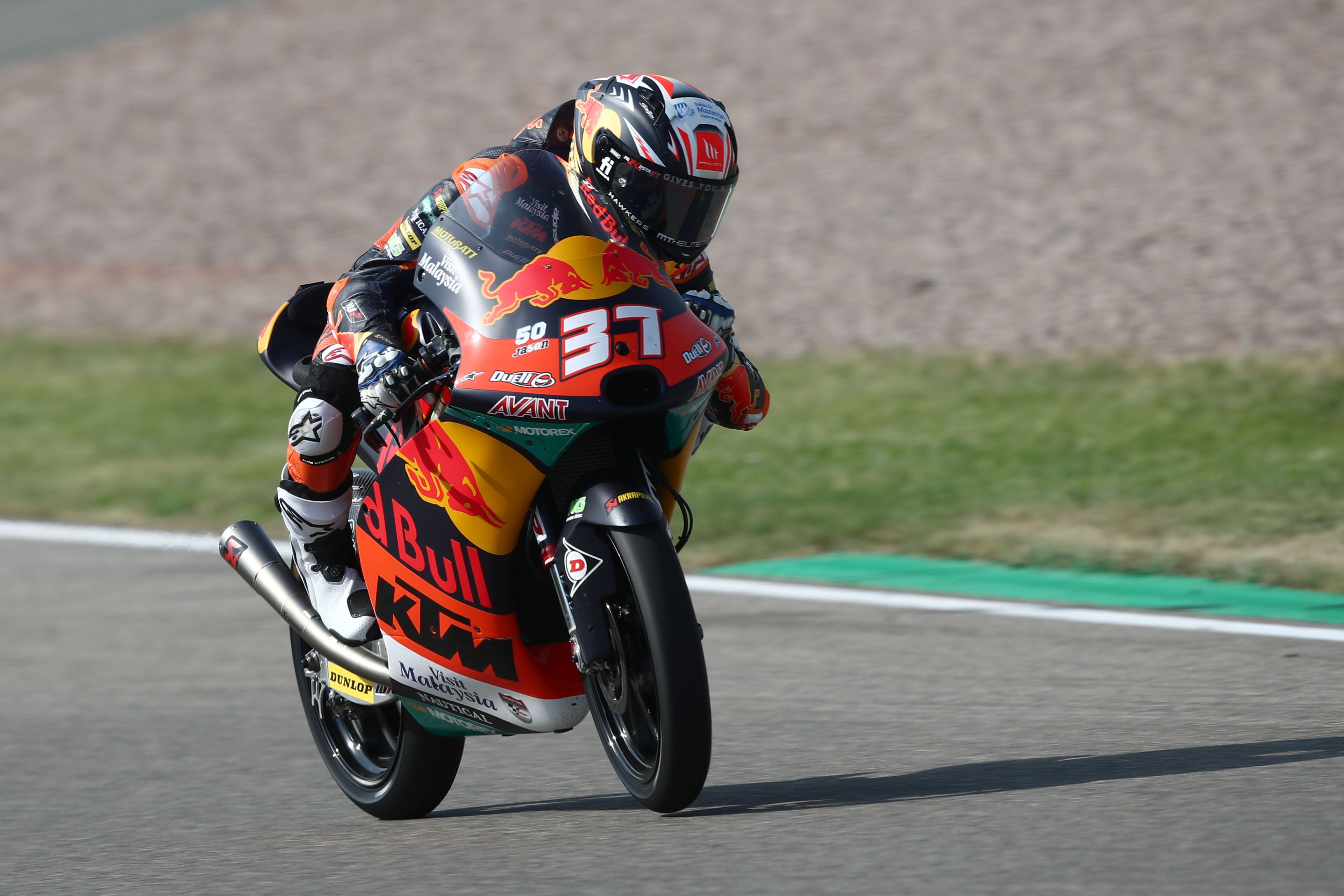 El “Tiburón” Pedro Acosta saca los dientes en Sachsenring