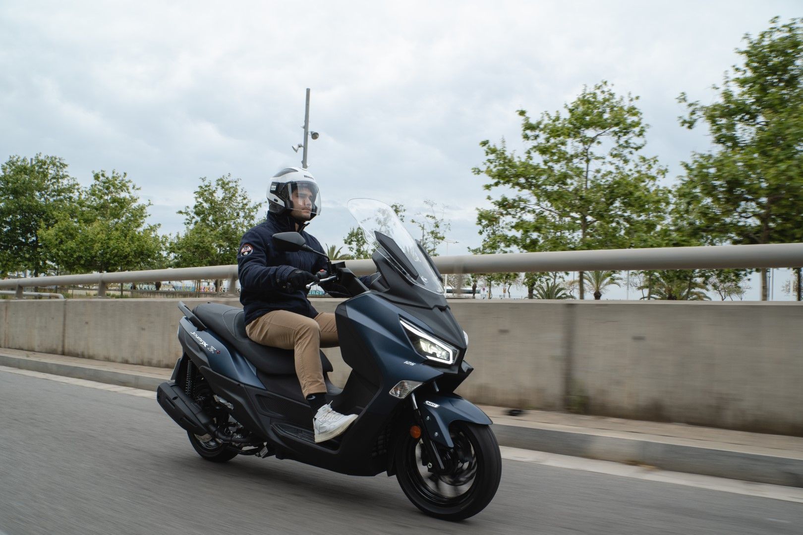 SYM JOYMAXZ PLUS 125 EXTERIOR 10 (Grande)