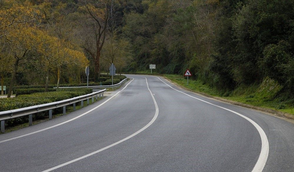 Carretera de La Rabassada. Fuente: iStock/GMS03