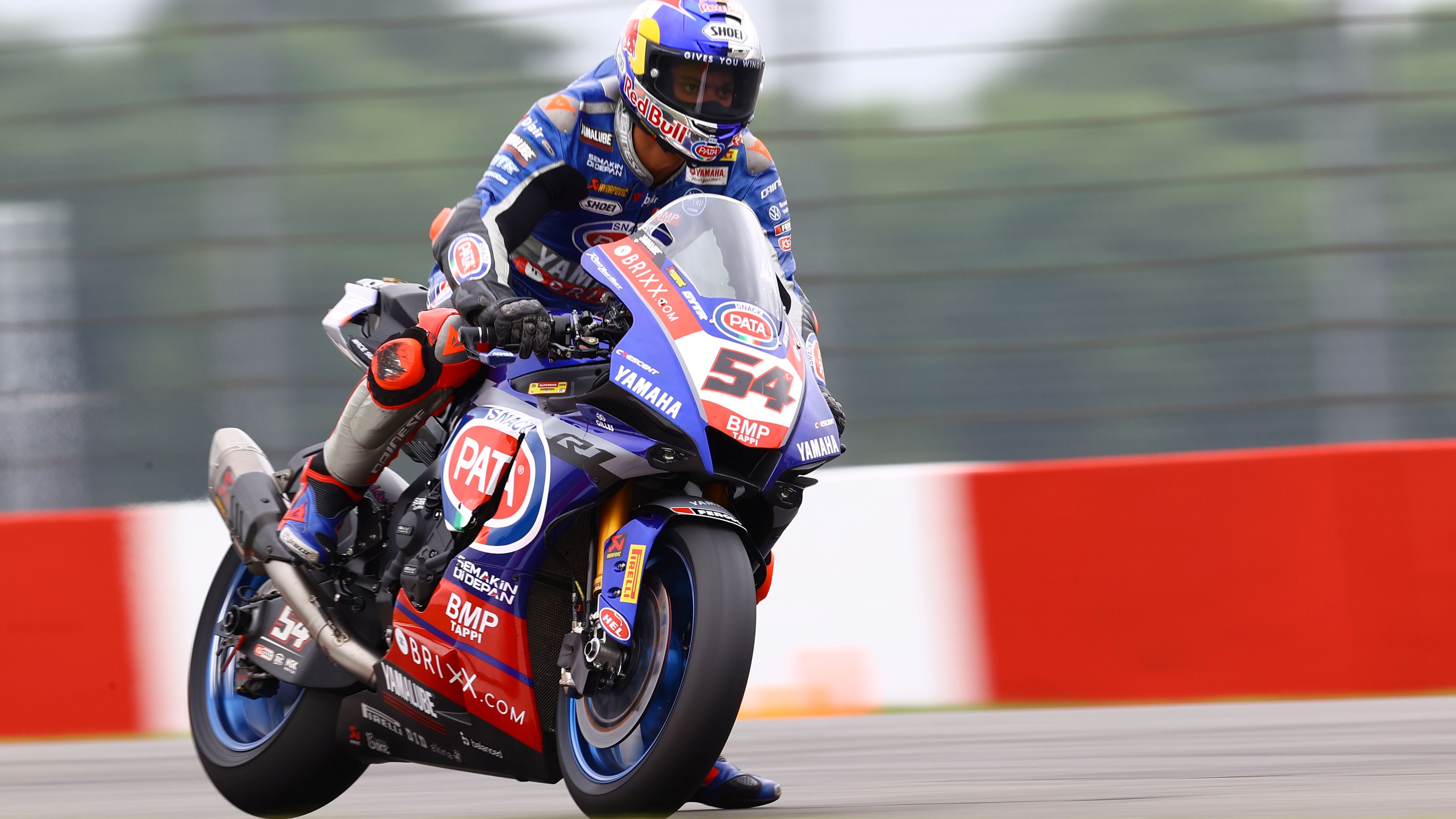 Toprak Razgatlioglu se pone líder del Mundial de Superbike tras ganar en Donington