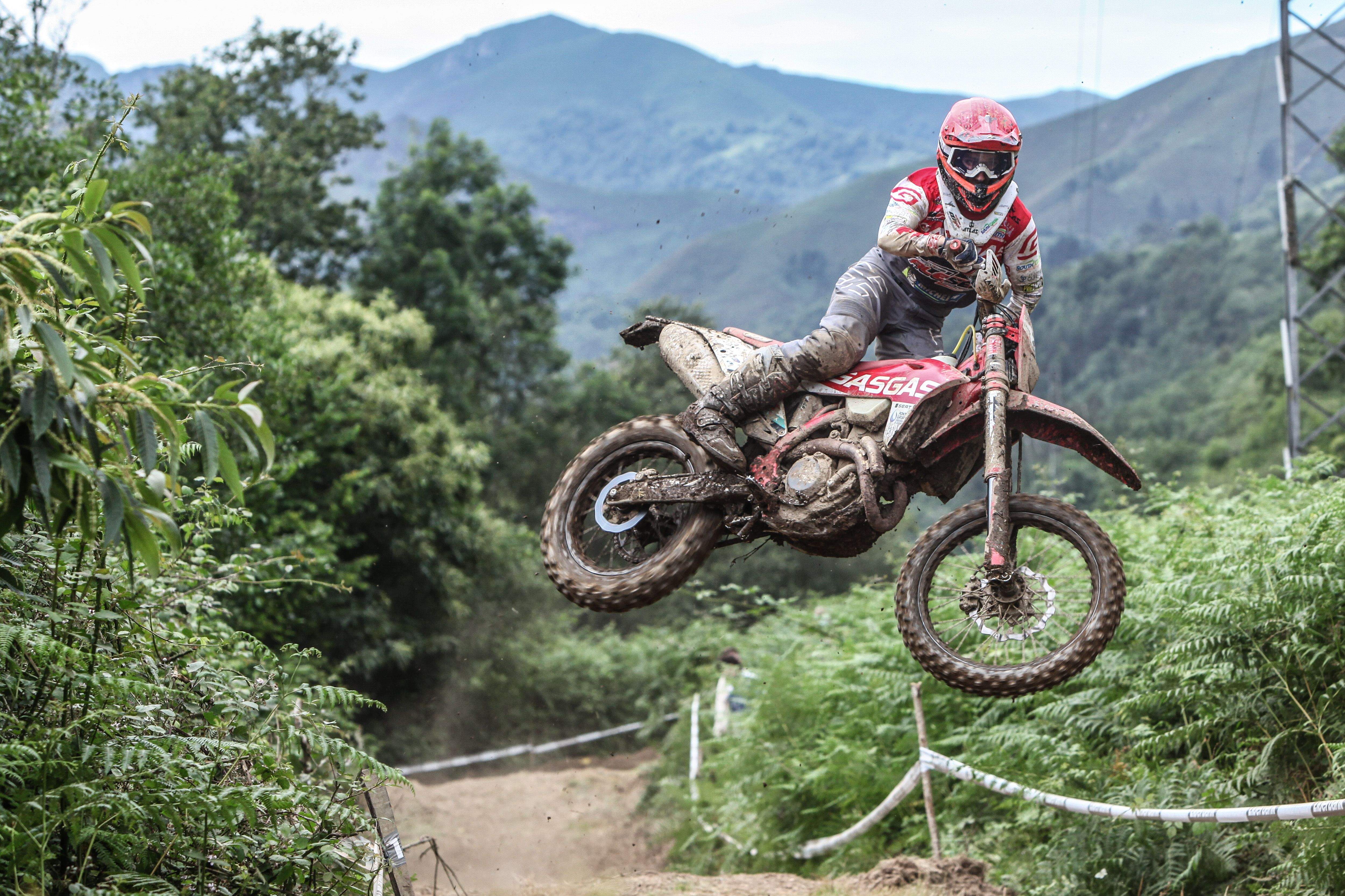 Sergio Navarro CEE Infiesto 