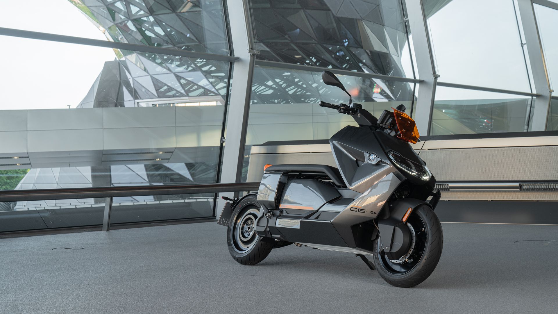 BMW CE 04 2022 (1)