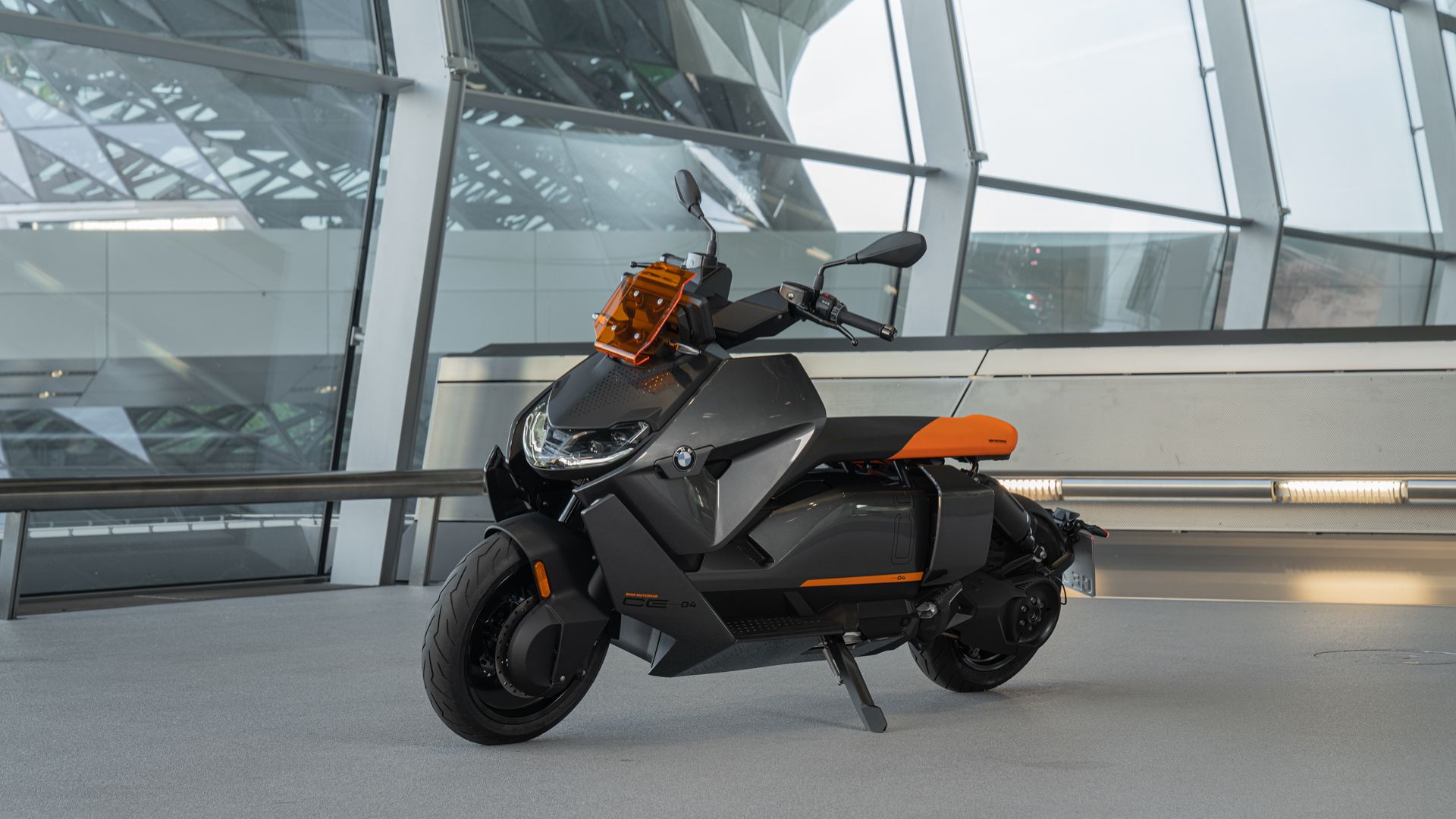 BMW CE 04 2022 (4)