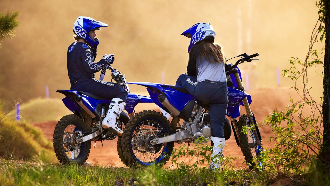 Yamaha YZ 125 2022.