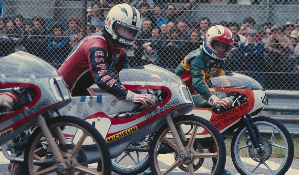 Ángel Nieto corriendo para Bultaco, la marca creada por Francisco X. Bultó. Fuente: Gold & Goose.