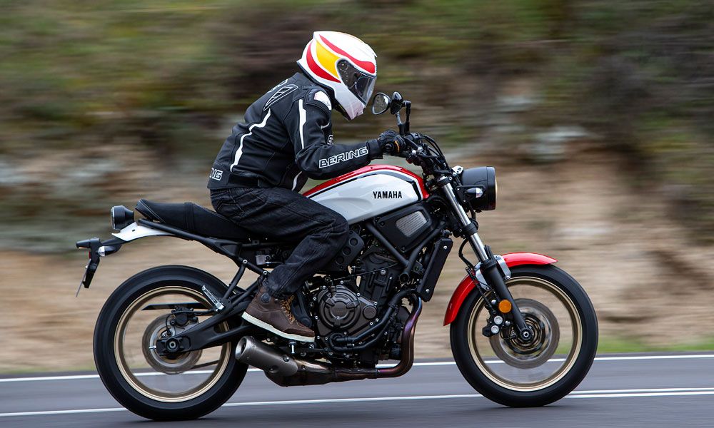 Yamaha XSR750