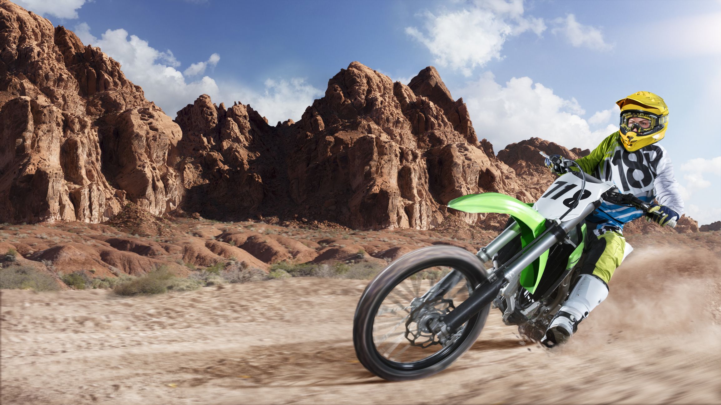 Fortalecer cada antebrazo es esencial para practicar motocross. Fuente: iStock/Eugene_Onischenko