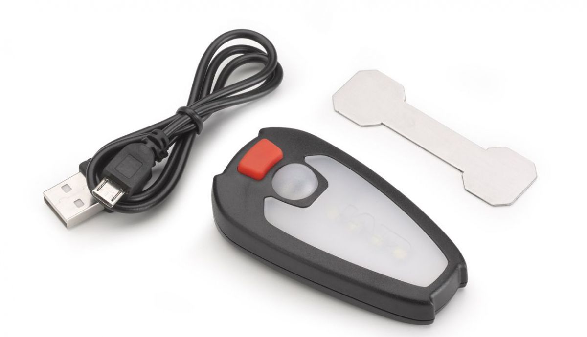 Givi E198, luz de cortesía para maletas