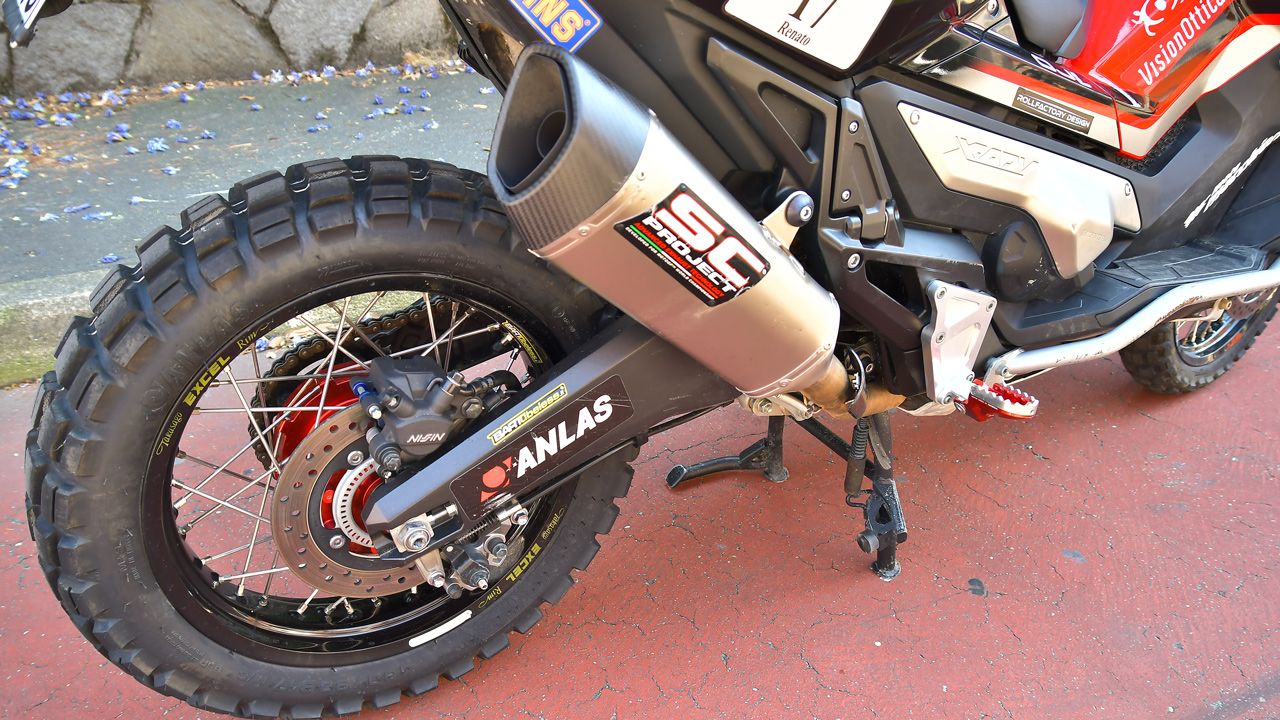 Honda X-ADV Rally.