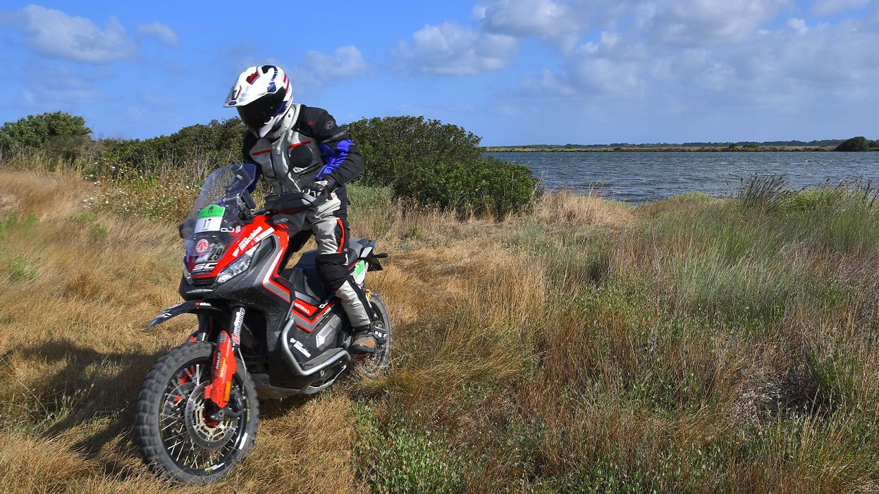 Honda X-ADV Rally.