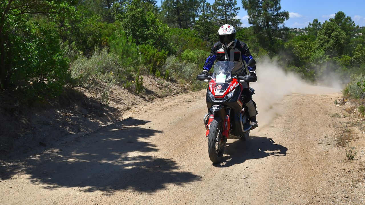 Honda X-ADV Rally.
