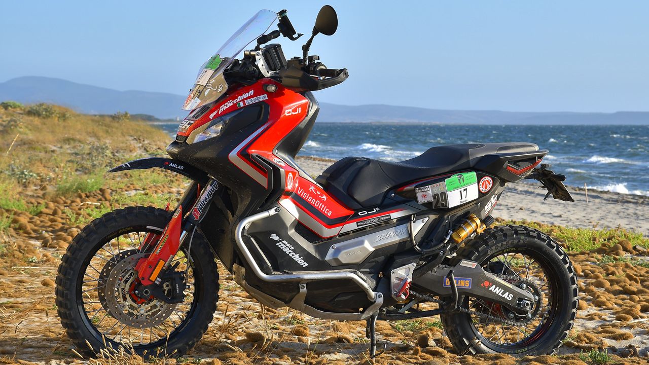 Honda X-ADV Rally.