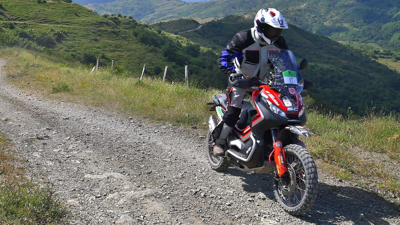 Honda X-ADV Rally.