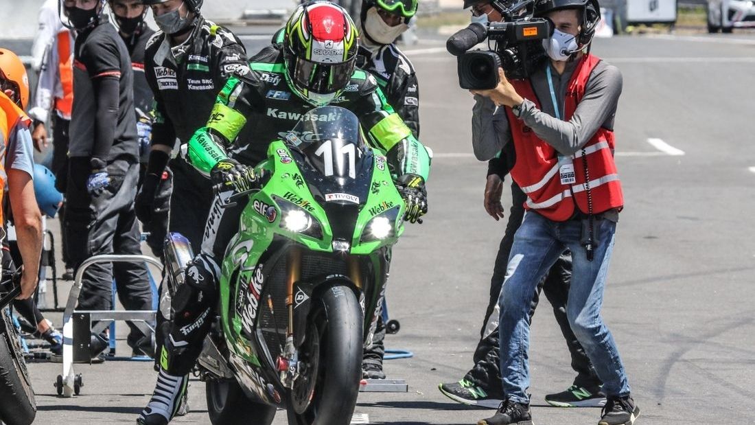 Comienzo de relevo para el SRC Kawasaki