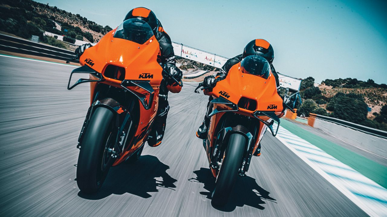 KTM RC 8C