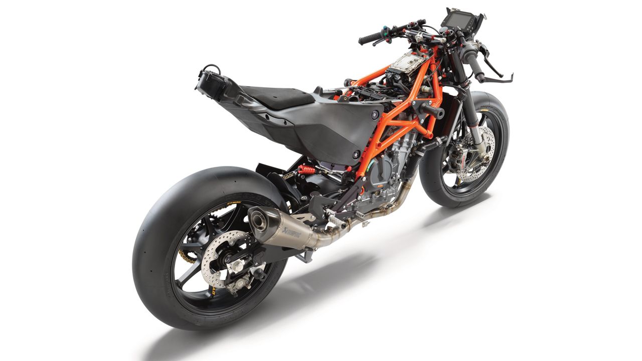 KTM RC 8C
