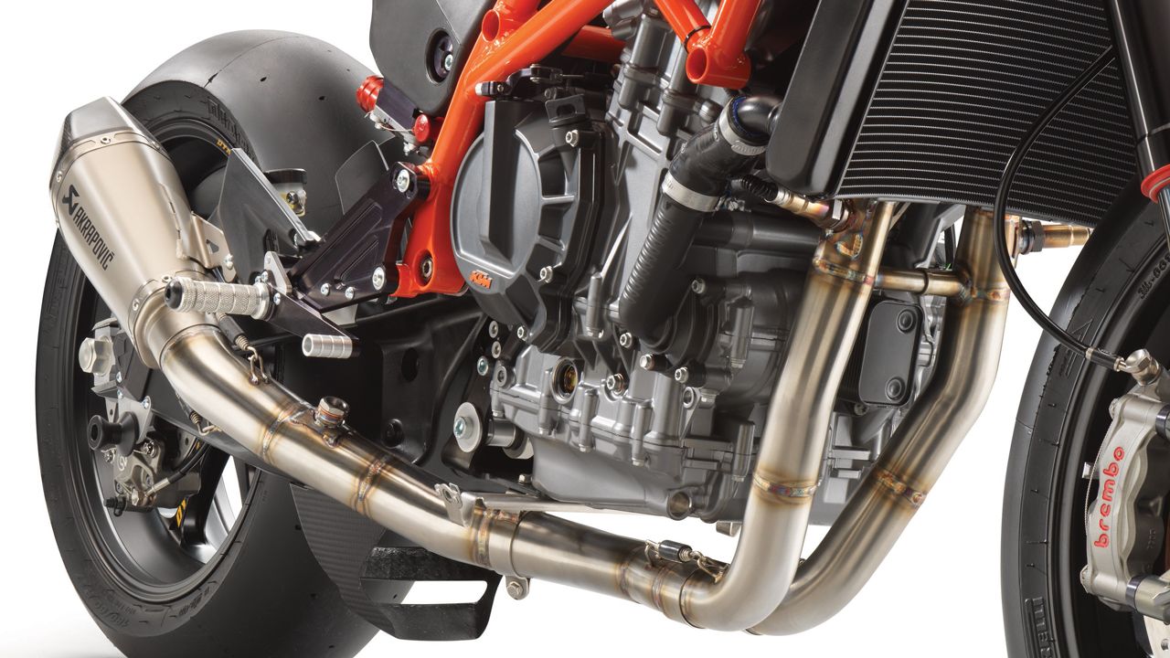 KTM RC 8C