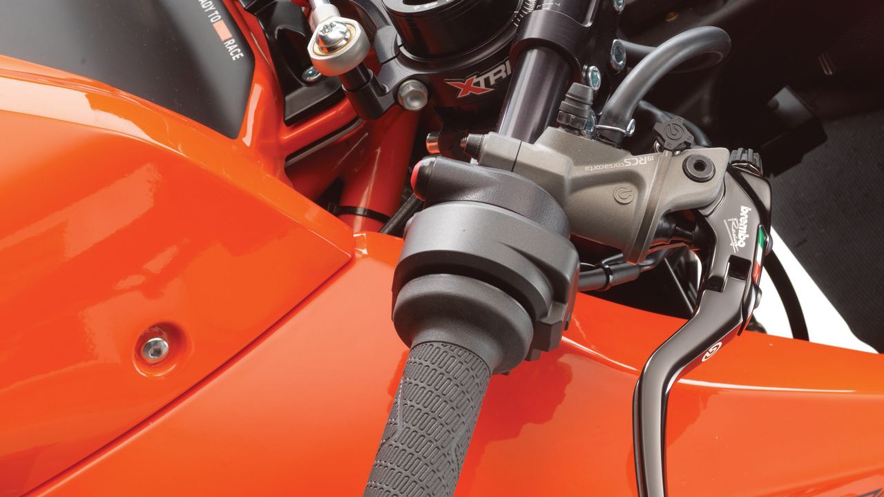 KTM RC 8C
