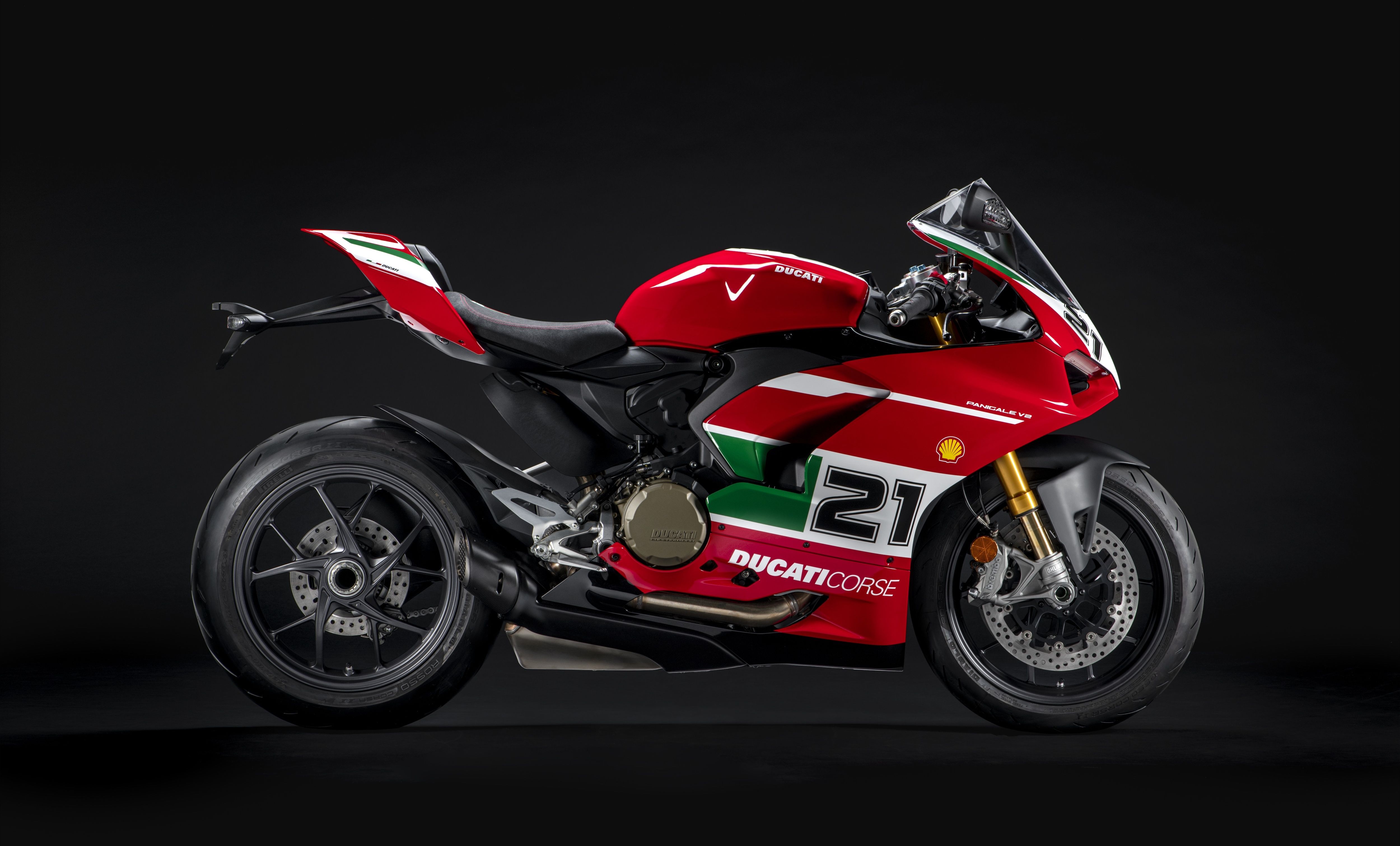 Ducati Panigale V2 Bayliss 1st Championship 20th Anniversary 02