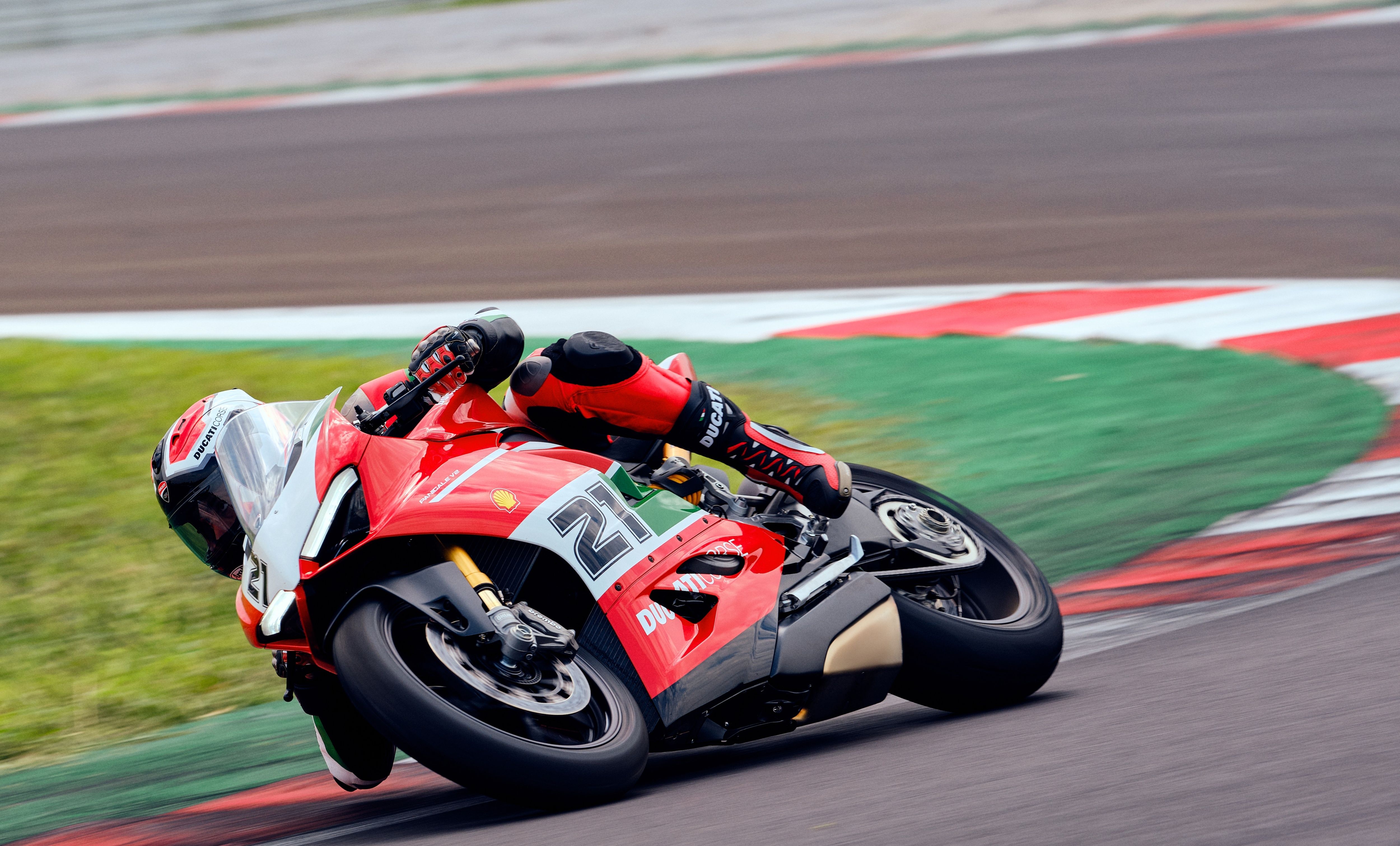 Ducati Panigale V2 Bayliss 1st Championship 20th Anniversary 10