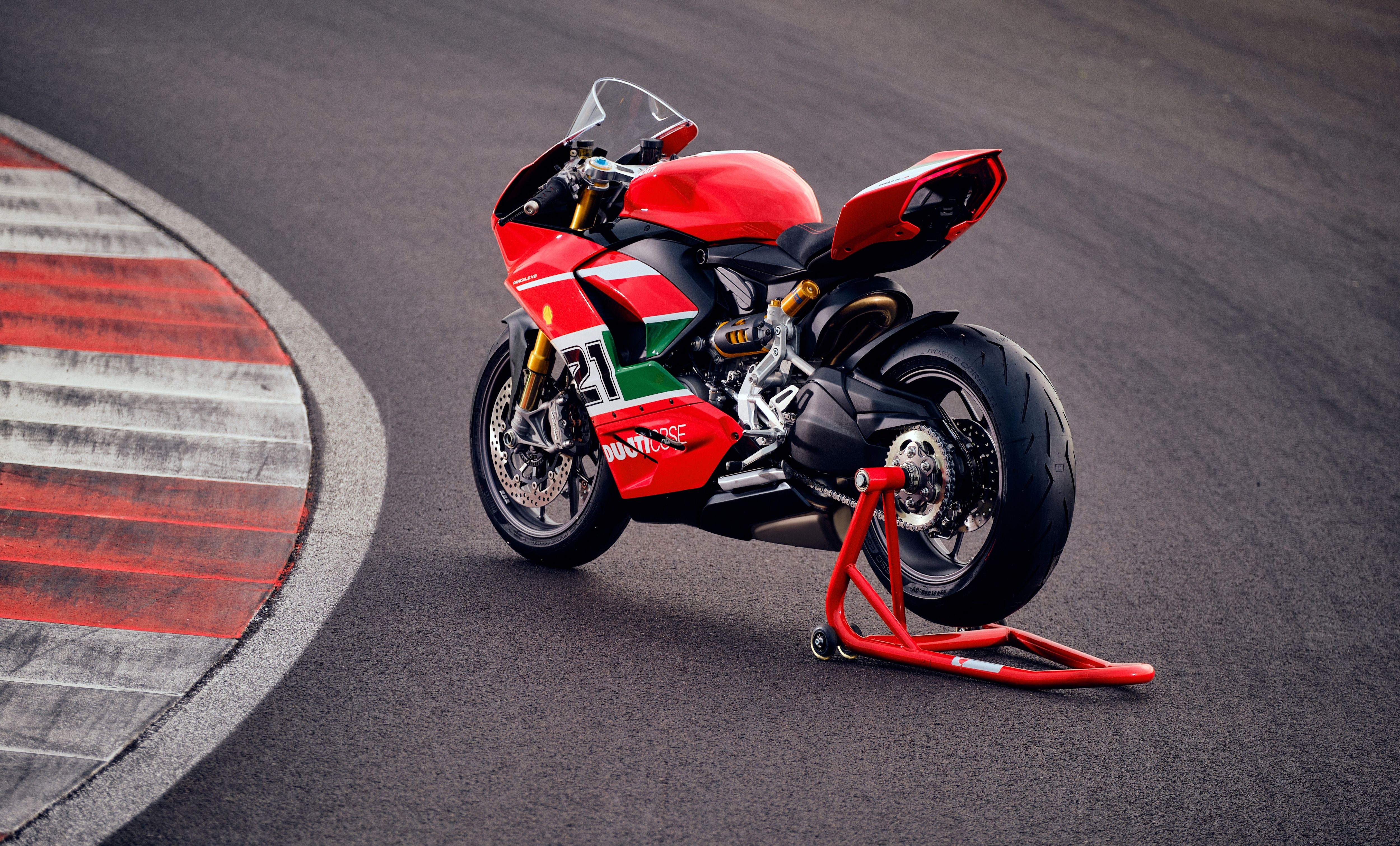 Ducati Panigale V2 Bayliss 1st Championship 20th Anniversary 15