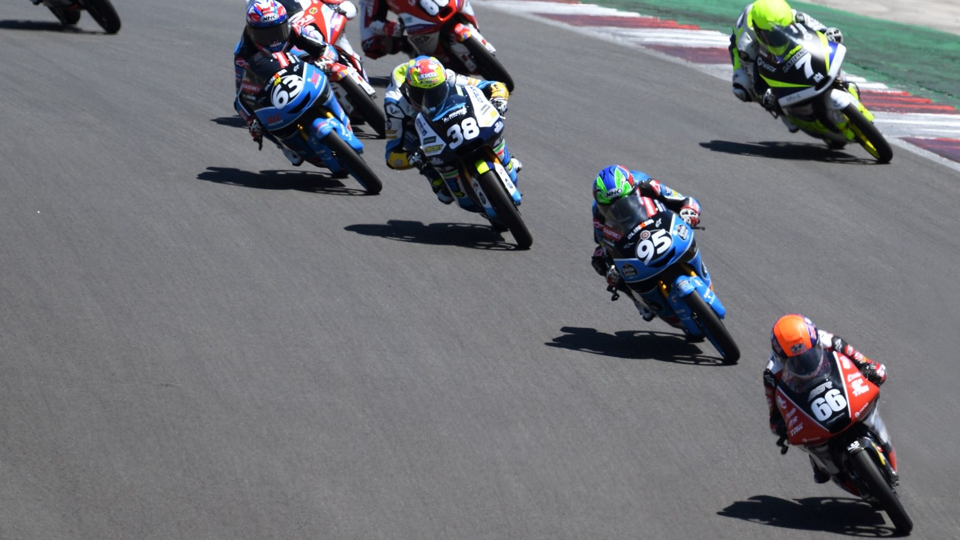 Joel Kelso llega a Motorland tras lograr su primera victoria en el FIM CEV en Portimao