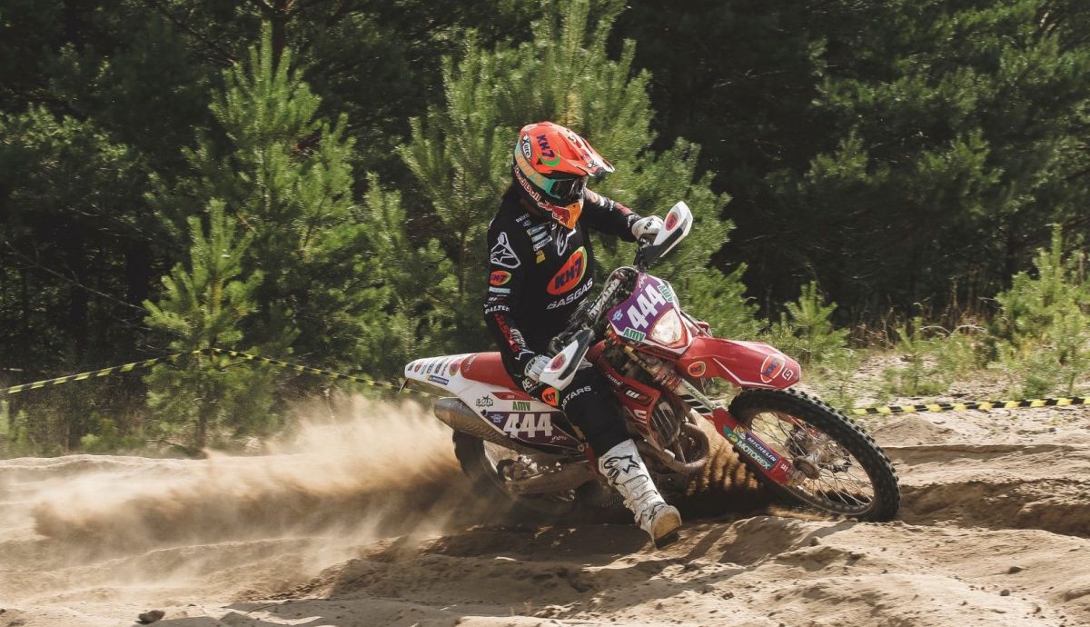 Laia Sanz EnduroGP SUE 4 (Grande)