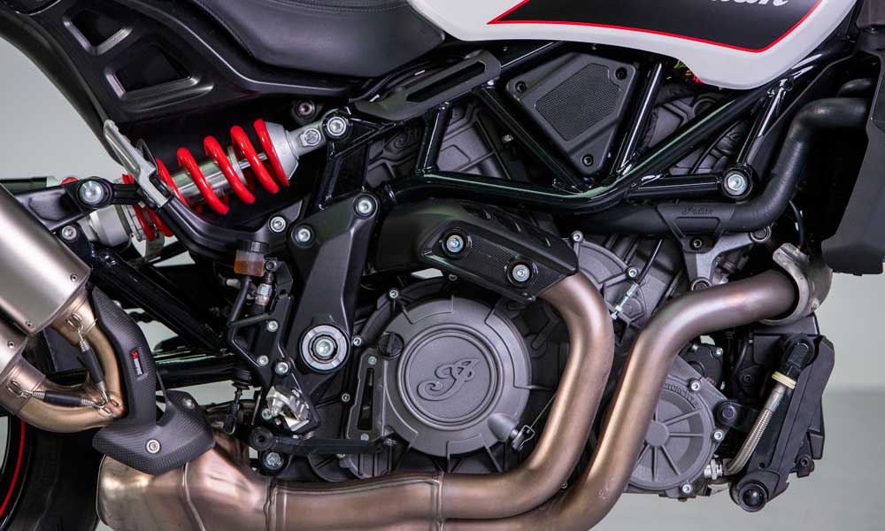 Indian FTR 1200 S: El motor no ha sufrido grandes variaciones, pero se ha adaptado a la normativa Euro 5