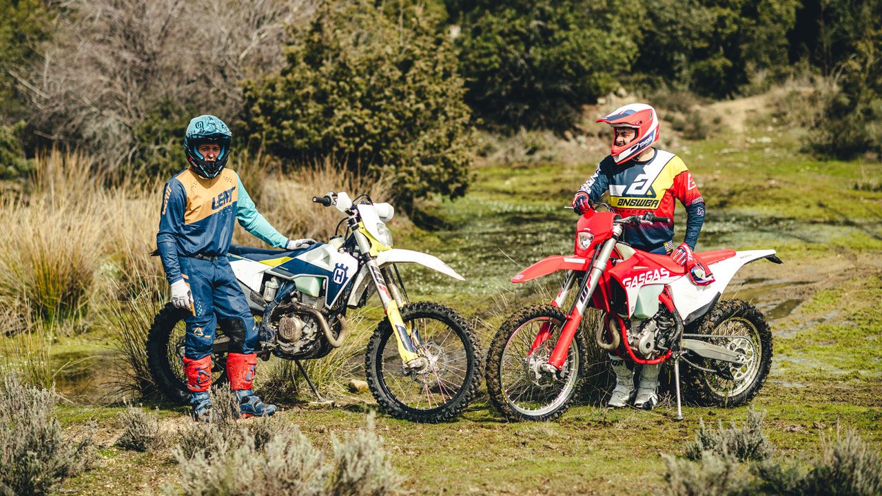 Comparativa enduro 350 4T: GASGAS EC F vs Husqvarna FE.
