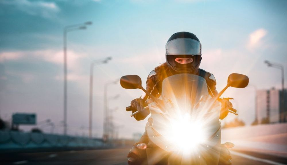 Faro de una moto, aspecto que también se mira en una ITV. Fuente: iStock / jkitan Faro de una moto, aspecto que también se mira en una ITV. Fuente: iStock / jkitan