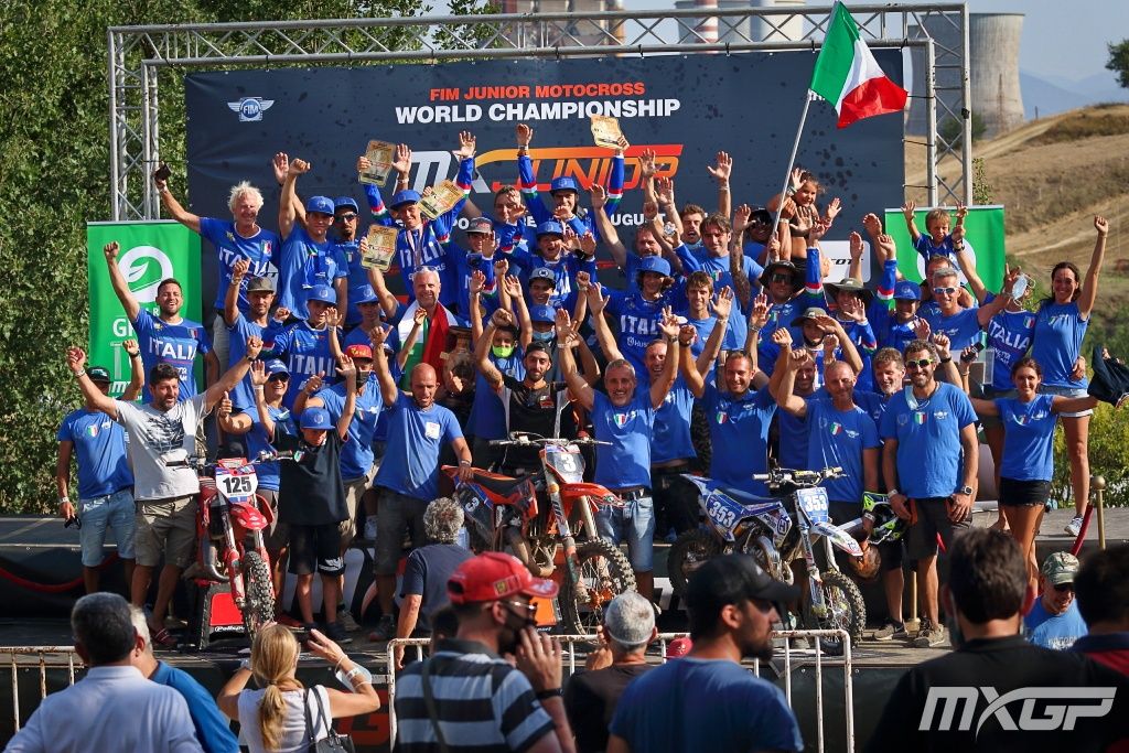 PODIUM TEAM ITALY MOTOCROSS JUNIOR 06 GRE 2021
